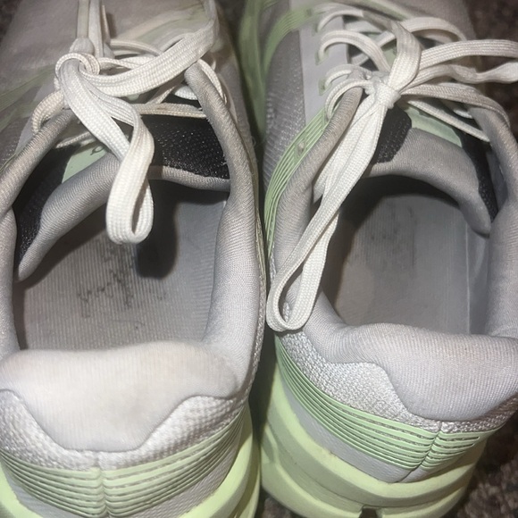 On Running‎ On Cloudgo Frost Hay White Green Shoes size 6.5 - Picture 8 of 10